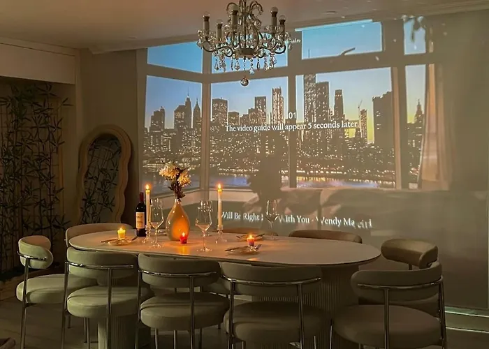 Hongik Entrance Station 11 People Luxury House 2bathrooms 4 Ooftop Exclusive Use Daire Seul