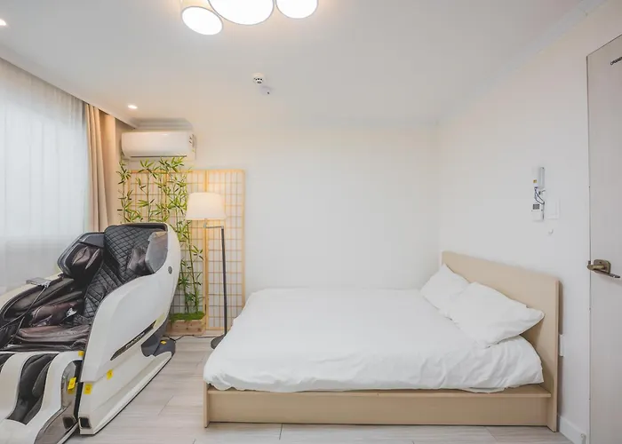 Hongik Entrance Station 11 People Luxury House 2bathrooms 4 Ooftop Exclusive Use Daire