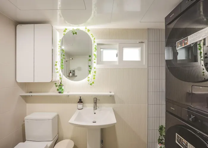 Hongik Entrance Station 11 People Luxury House 2bathrooms 4 Ooftop Exclusive Use