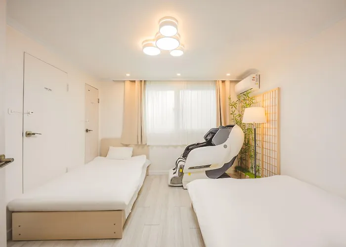 Hongik Entrance Station 11 People Luxury House 2bathrooms 4 Ooftop Exclusive Use Daire *